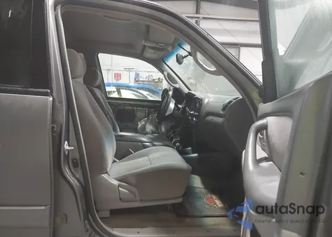 2004 Toyota Tundra Sr5 V8 from USA, damaged, VIN 5TBDT441X4S459793